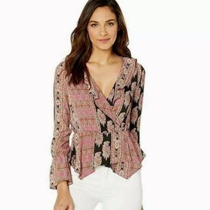 BCBGMaxAzria XS Long Sleeve Pattern Surplice Woven Top NWOT